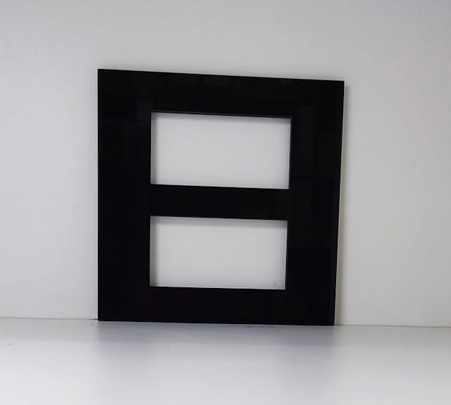 L&T Englaze 8 Module Square Midnight Black Glass Plate